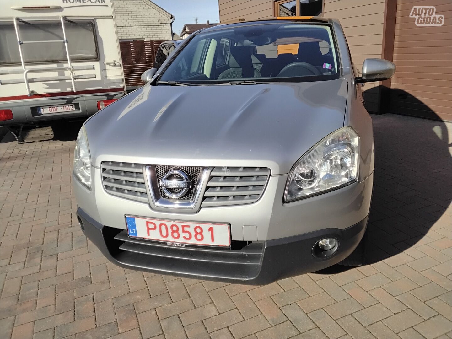 Nissan Qashqai 2008 y Van