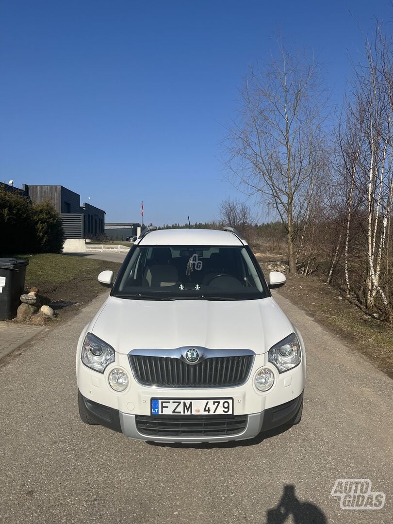 Skoda Yeti 2012 y Off-road / Crossover