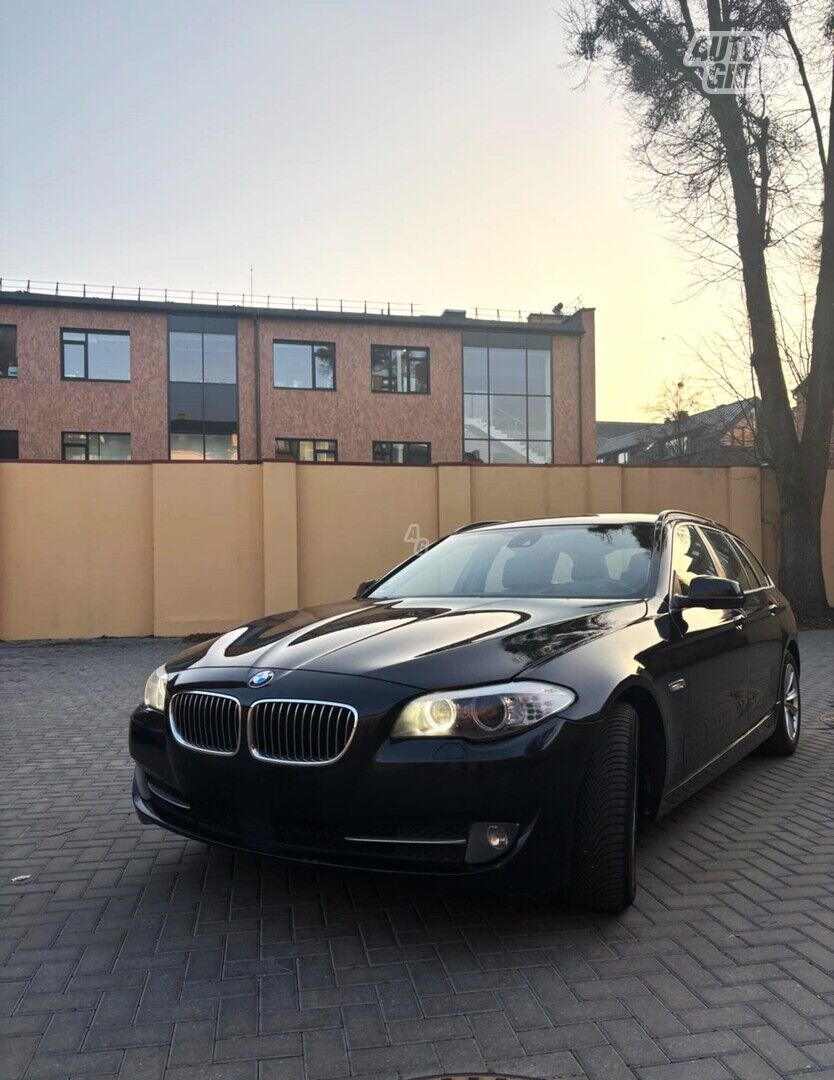 Bmw 525 2011 г Универсал