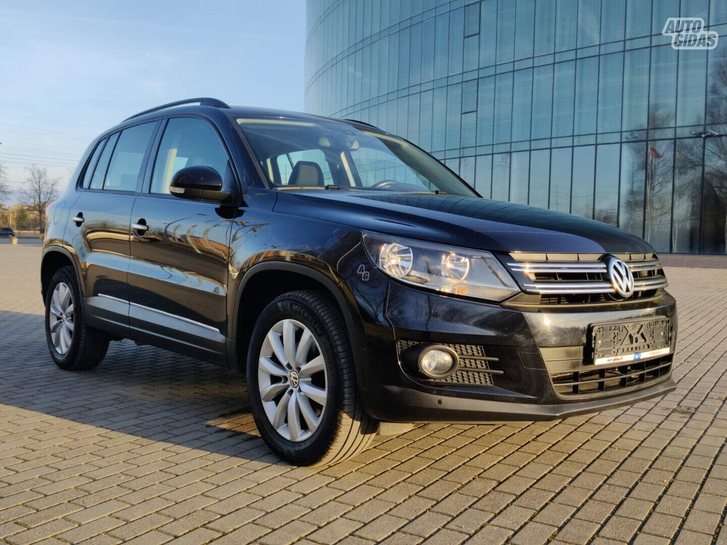 Volkswagen Tiguan 2013 г Внедорожник / Кроссовер