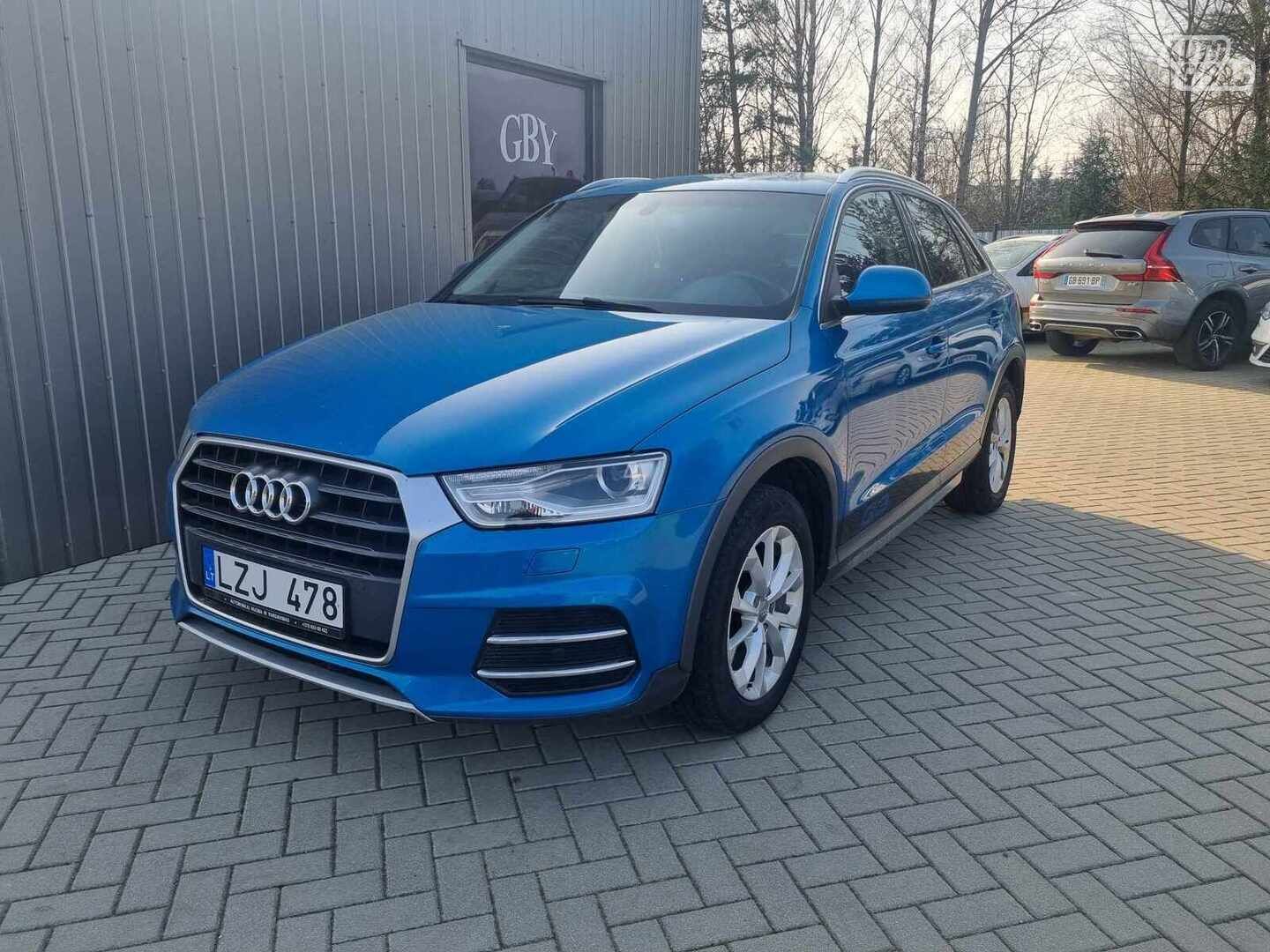 Audi Q3 2015 y Off-road / Crossover