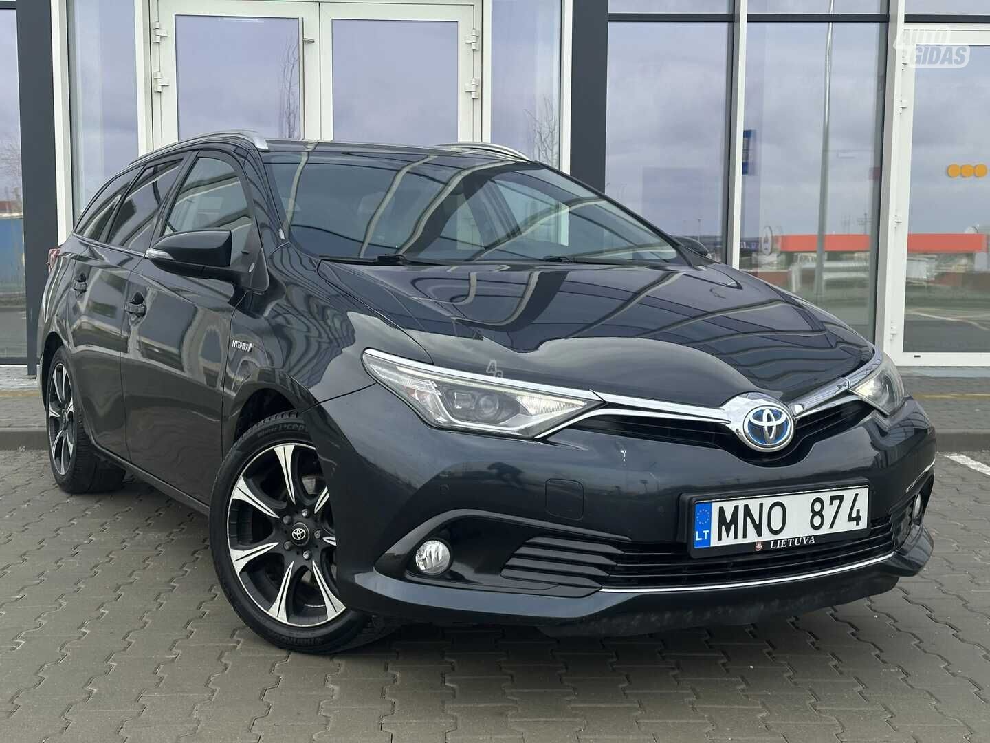 Toyota Auris 2016 m Universalas