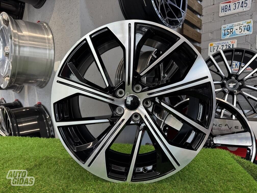 Autowheels Audi A4, A5, A6, A8 lengvojo lydinio R18 ratlankiai