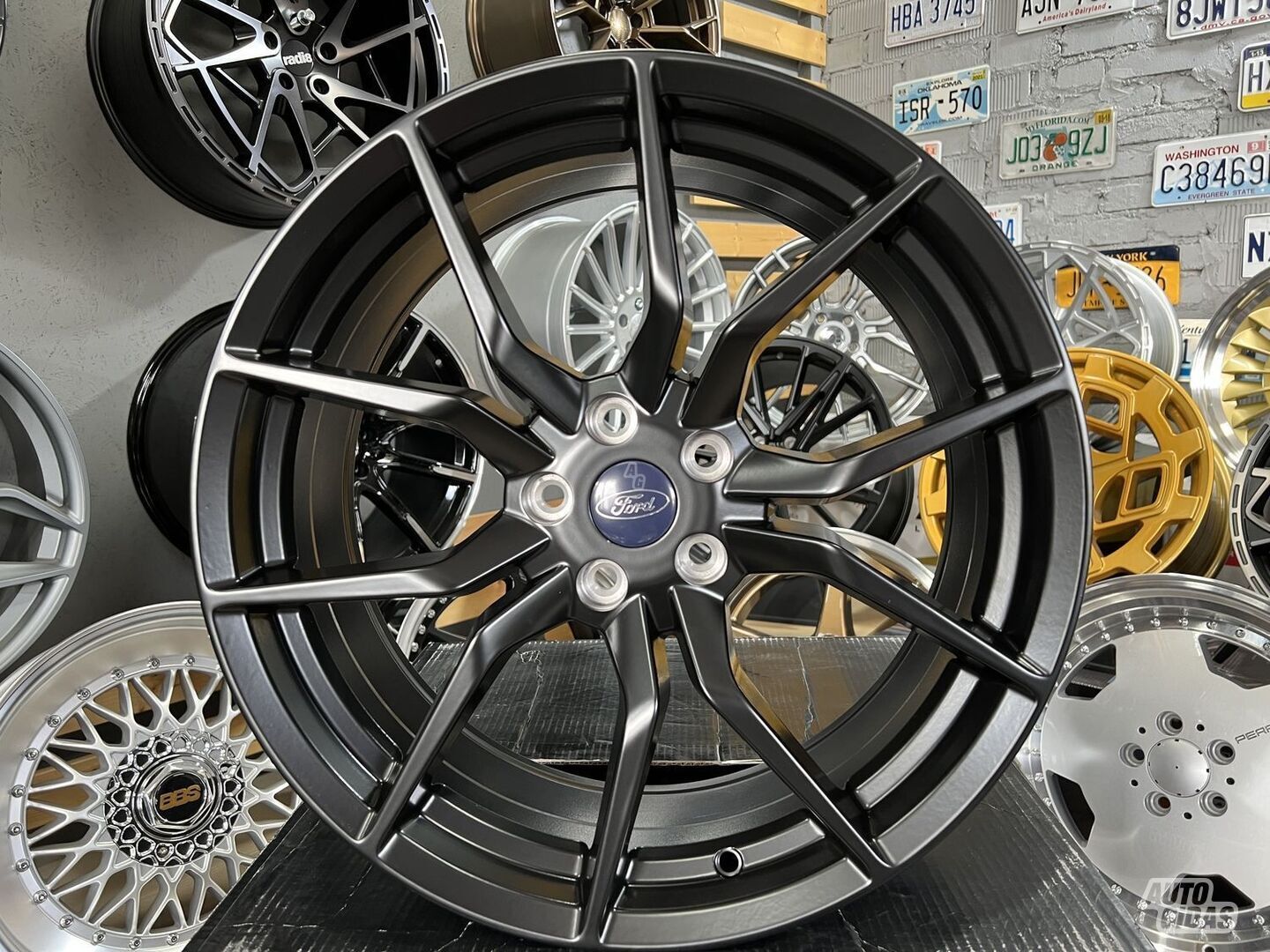 Autowheels Ford RS 5 U-Spoke Style Focus lengvojo lydinio R18 ratlankiai