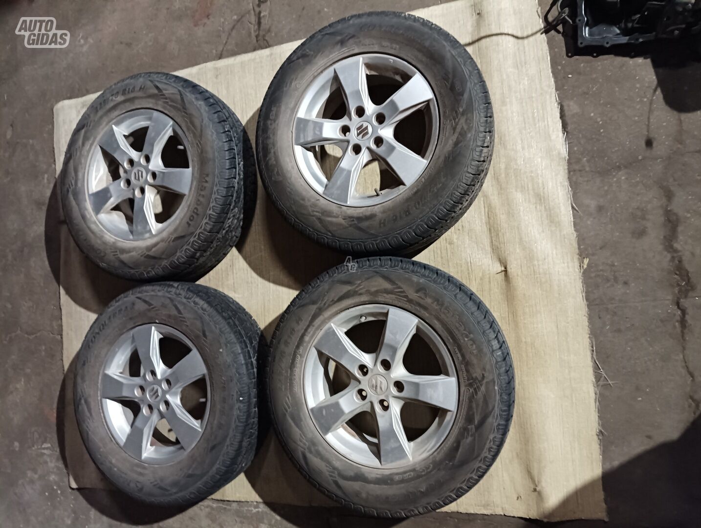 Suzuki Et50 Grand Vitara light alloy R16 rims