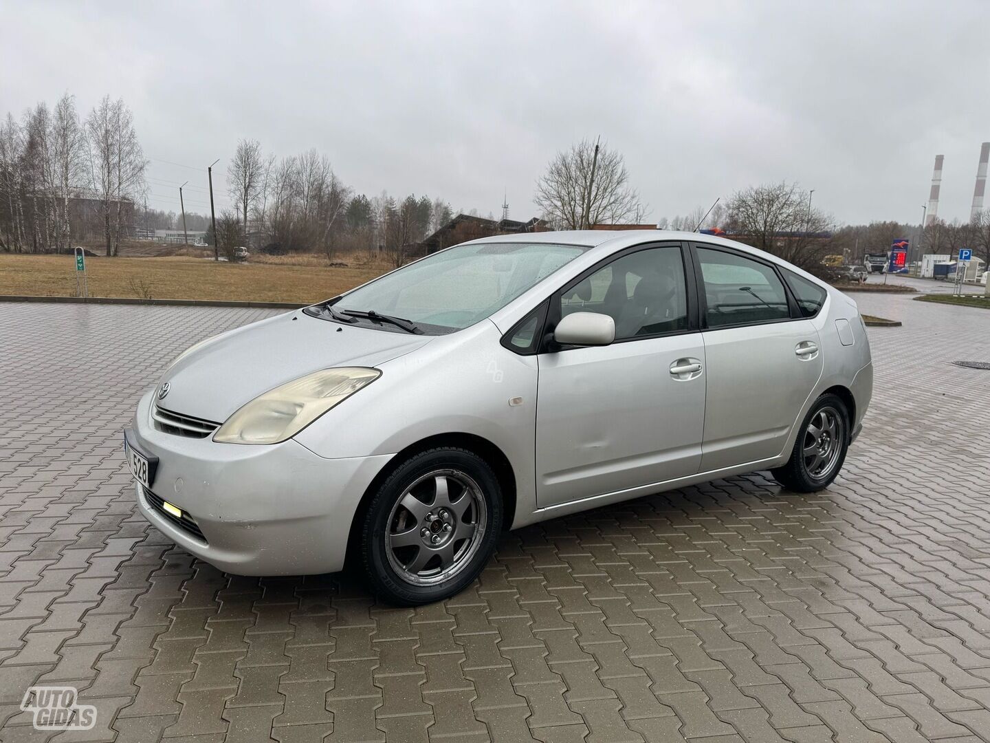 Toyota Prius 2005 г Хэтчбек