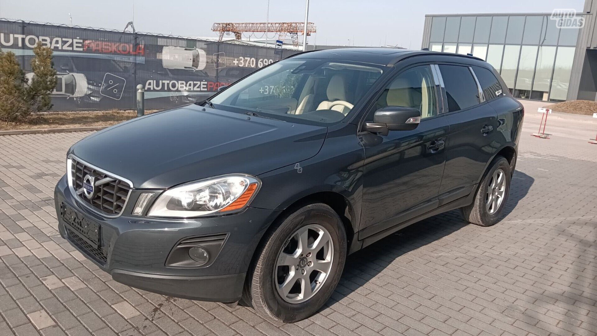 Volvo XC60 2010 m Visureigis / Krosoveris