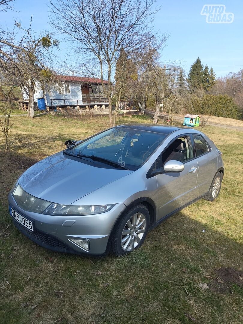 Honda Civic 2006 m Hečbekas