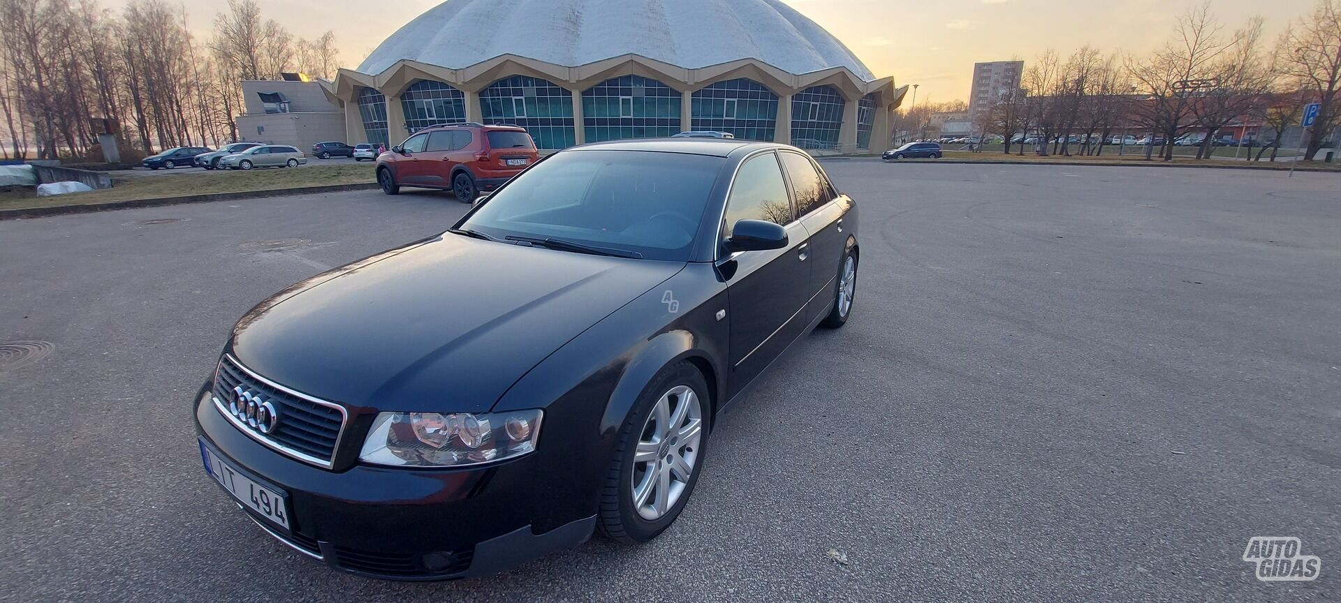 Audi A4 2001 m Sedanas