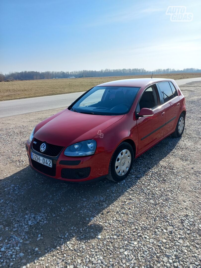 Volkswagen Golf 2008 y Hatchback