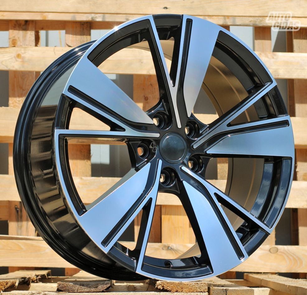 Autowheels VW Bakersfield Style Golf литые R18 диски