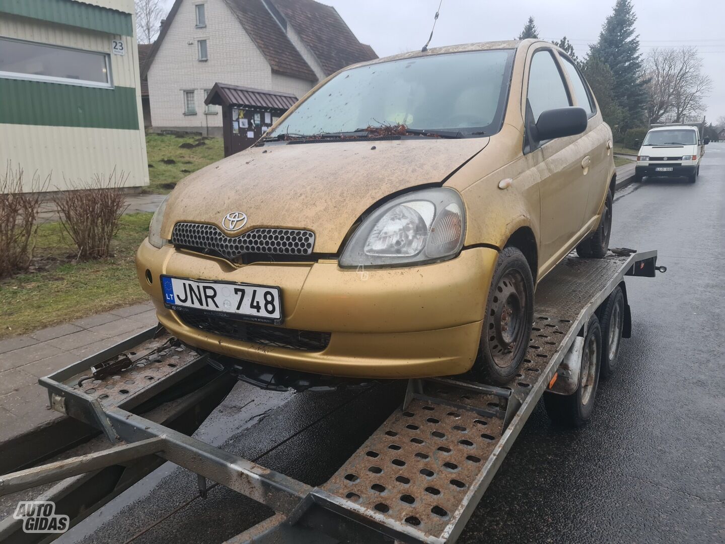 Toyota Yaris 2000 г Хэтчбек