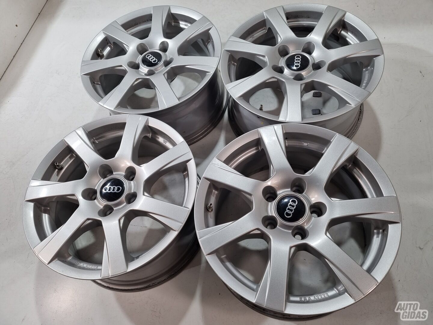 Audi R16 A6 A6 light alloy R16 rims