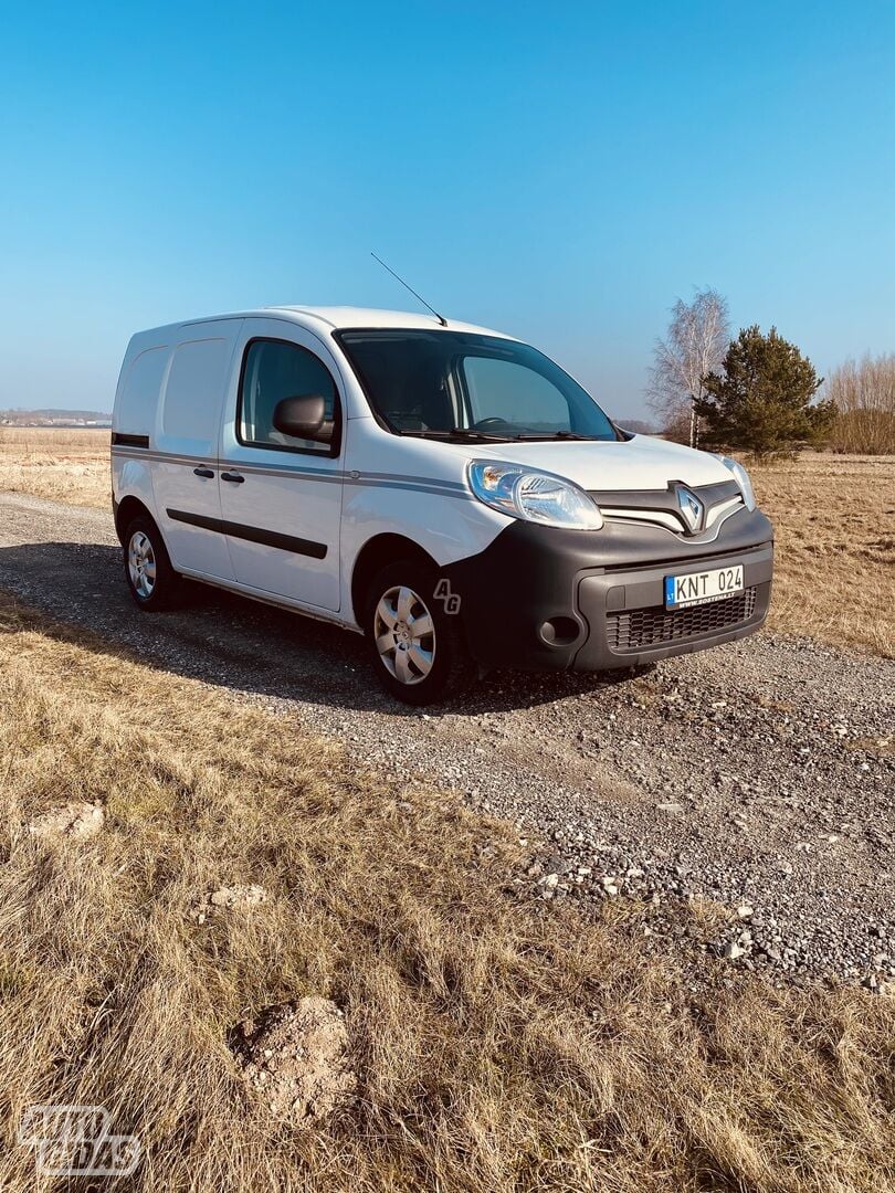 Renault Kangoo 2018 y Commercial auto (with box)