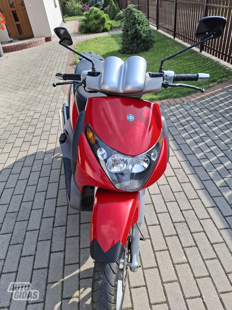 Piaggio Beverly 2002 m Motoroleris / Mopedas