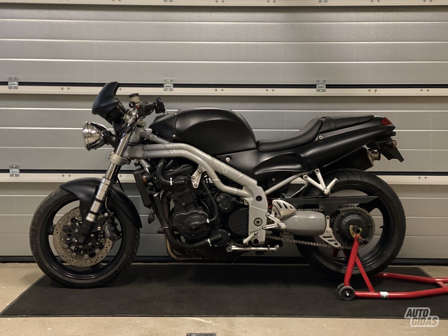 Triumph Speed Triple 1999 m Klasikinis / Streetbike motociklas