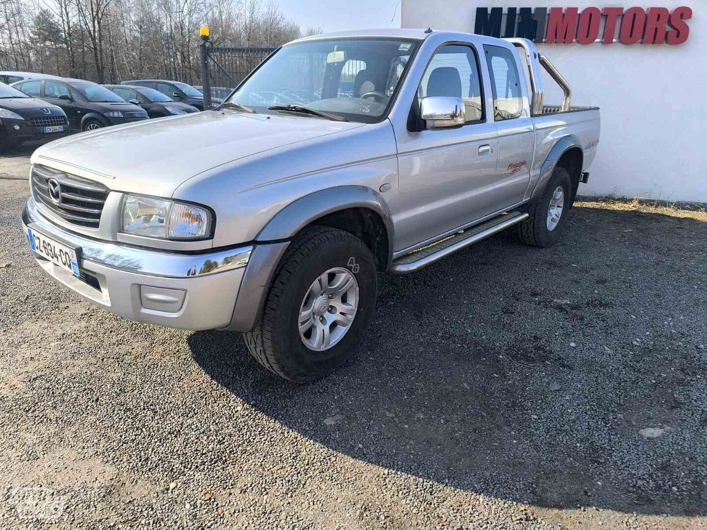 Mazda B2500 2006 y Off-road / Crossover