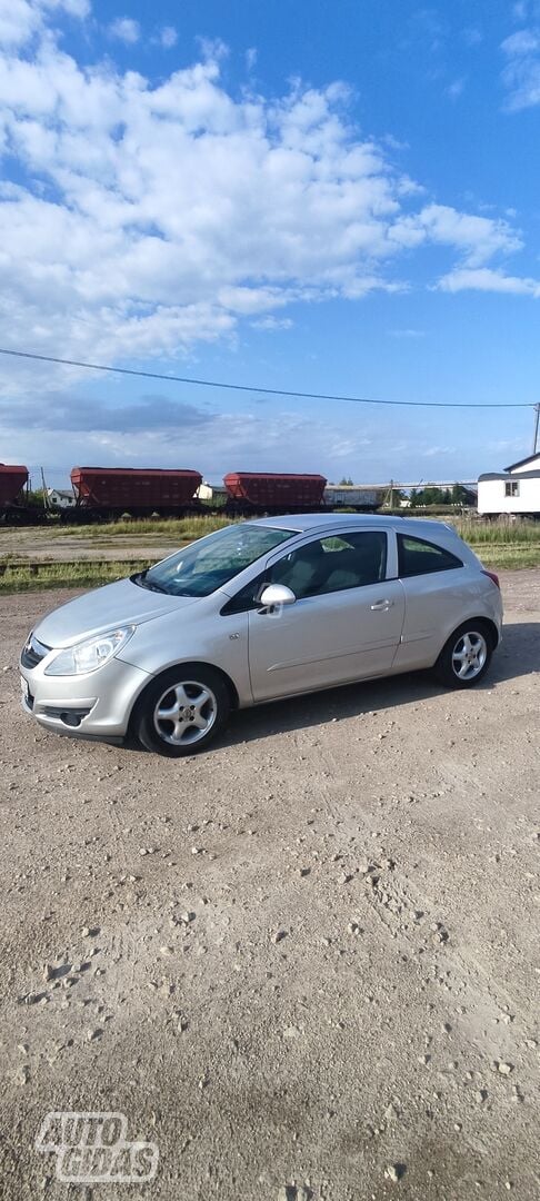 Opel Corsa 2007 y Hatchback