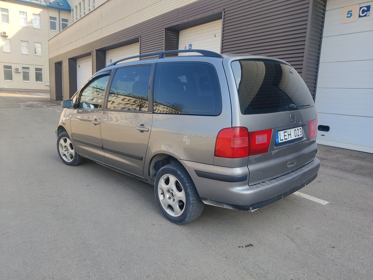 Seat Alhambra 2005 m Vienatūris