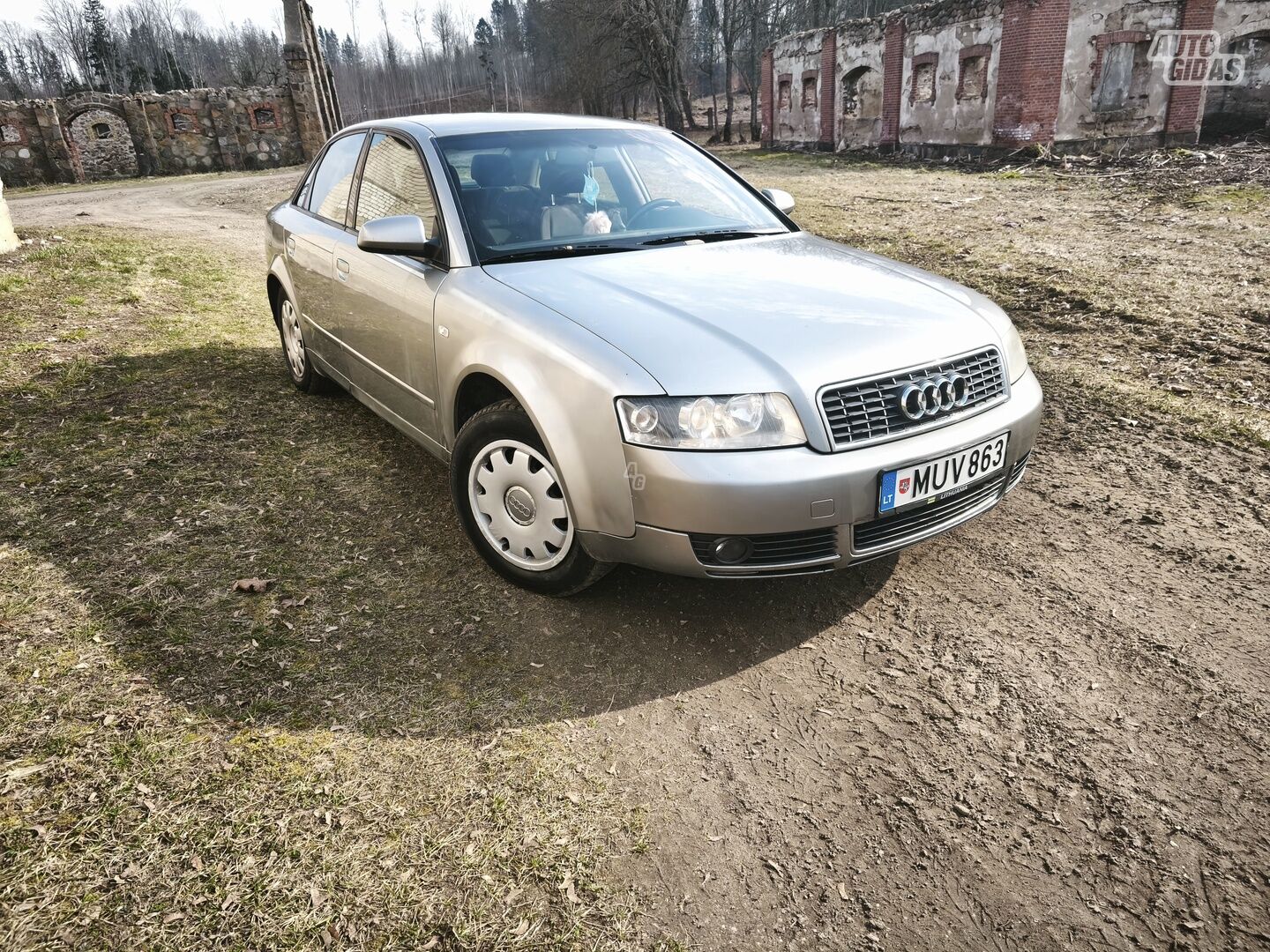 Audi A4 2001 m Sedanas