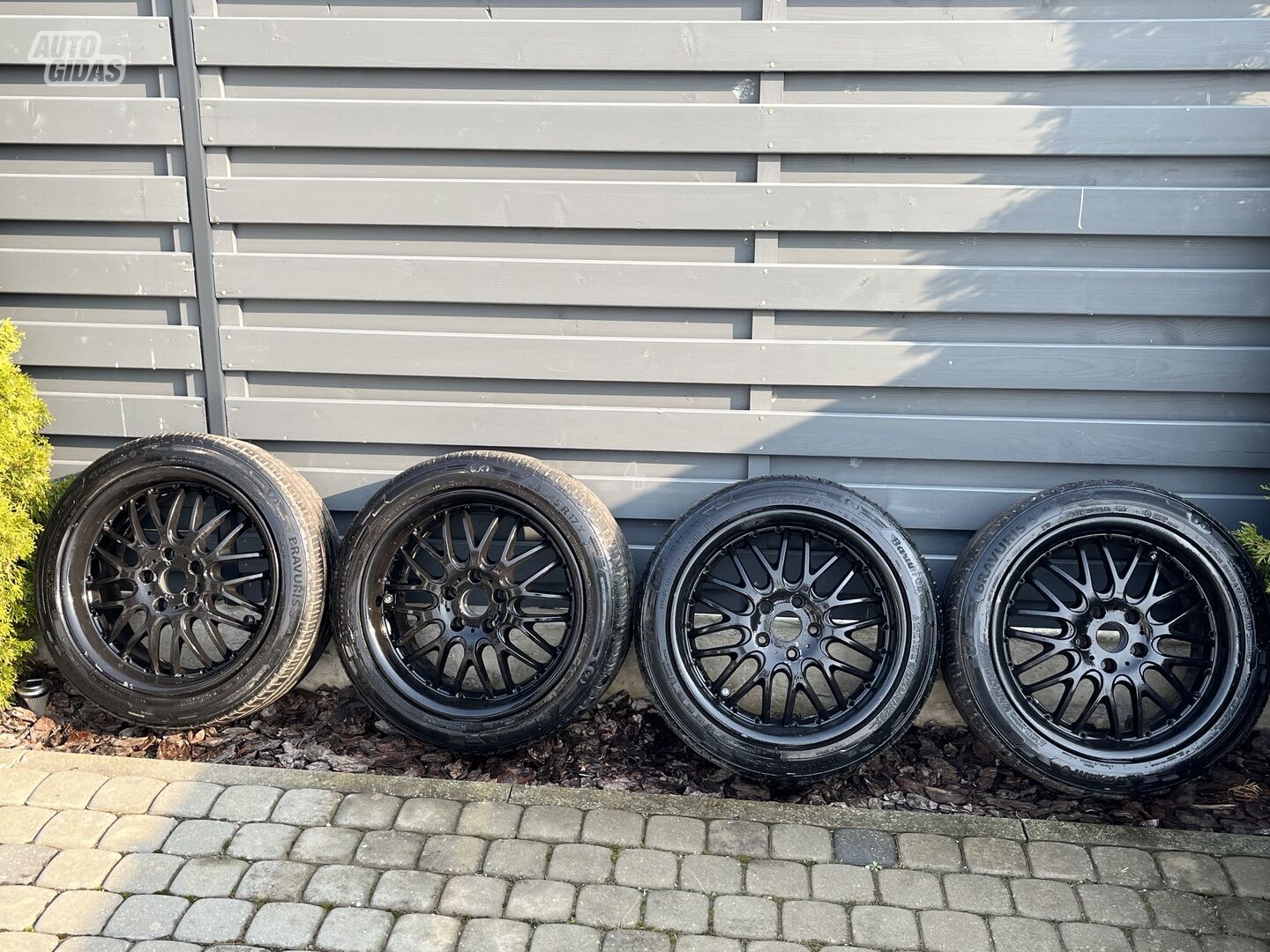 Light alloy R17 rims