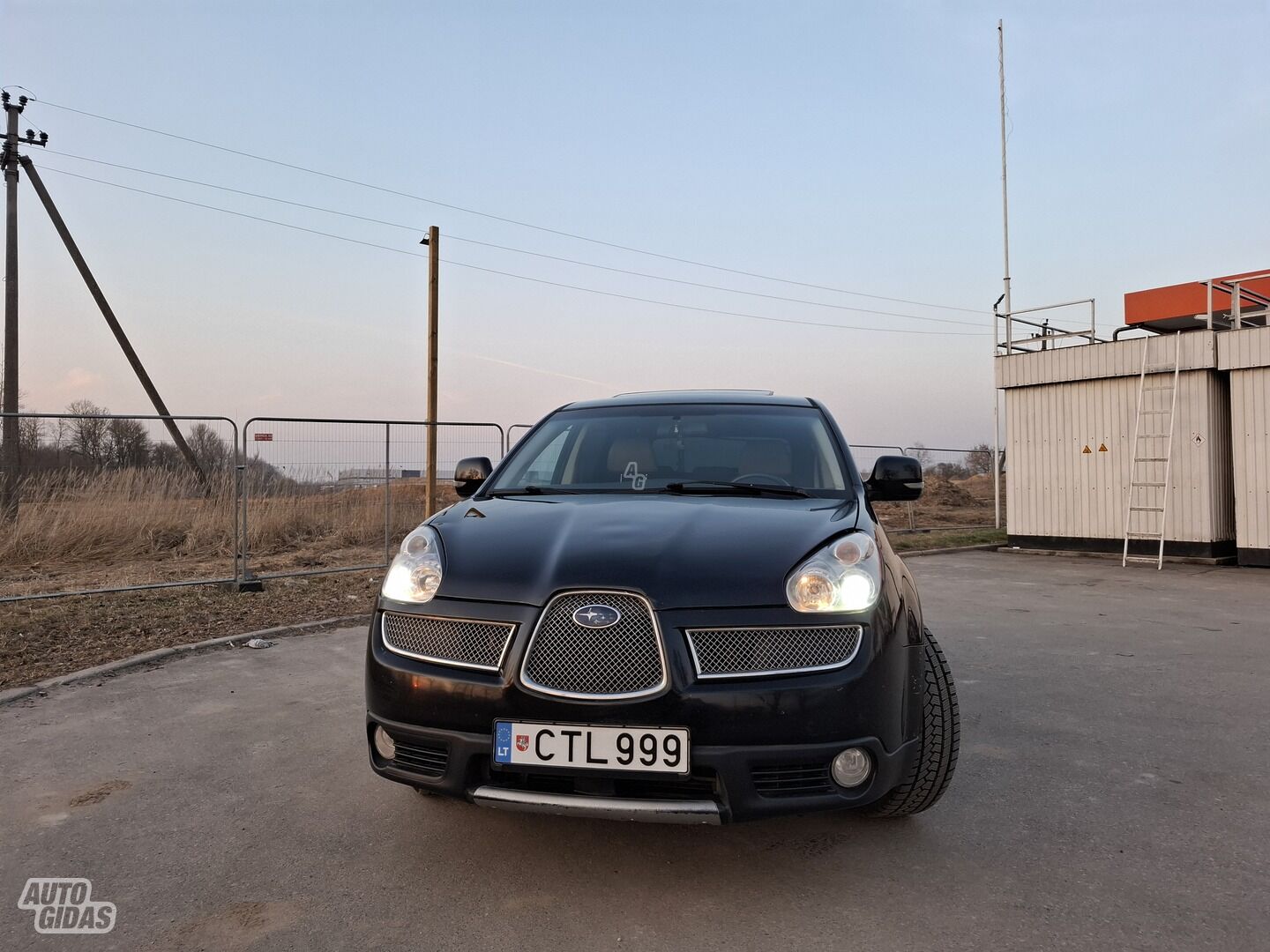 Subaru B9 Tribeca 2008 y Off-road / Crossover