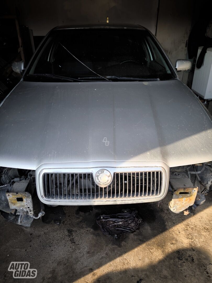 Skoda Octavia Corgi komplektacija 1998 y parts