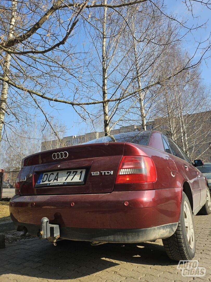 Audi A4 2000 y Sedan