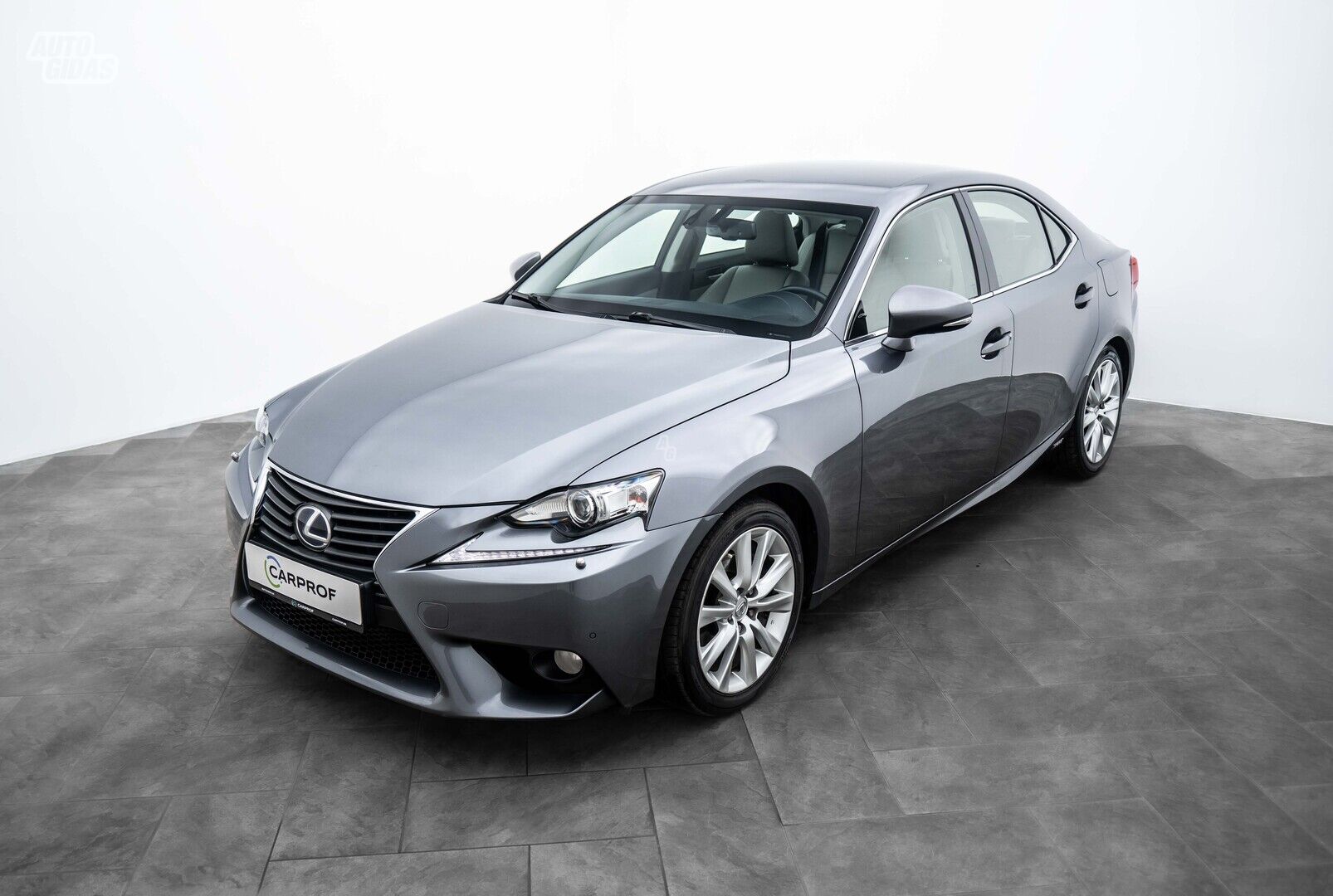 Lexus IS 300h Hybrid FWD 2013 г