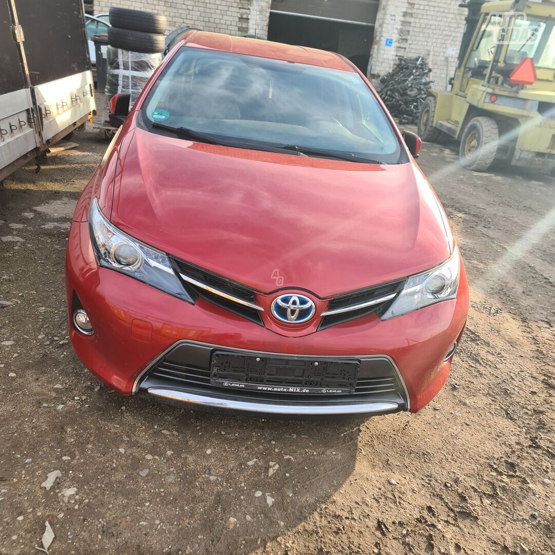 Toyota Auris III 2014 m dalys