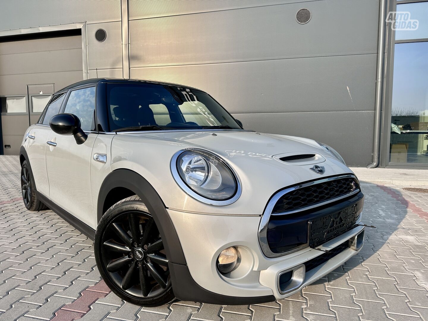 Mini Cooper SD 2015 г Хэтчбек