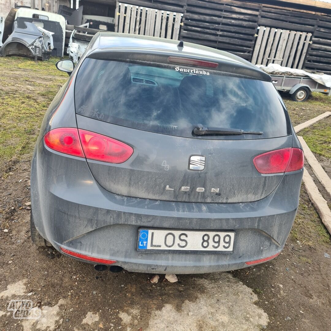 Seat Leon 2011 m dalys