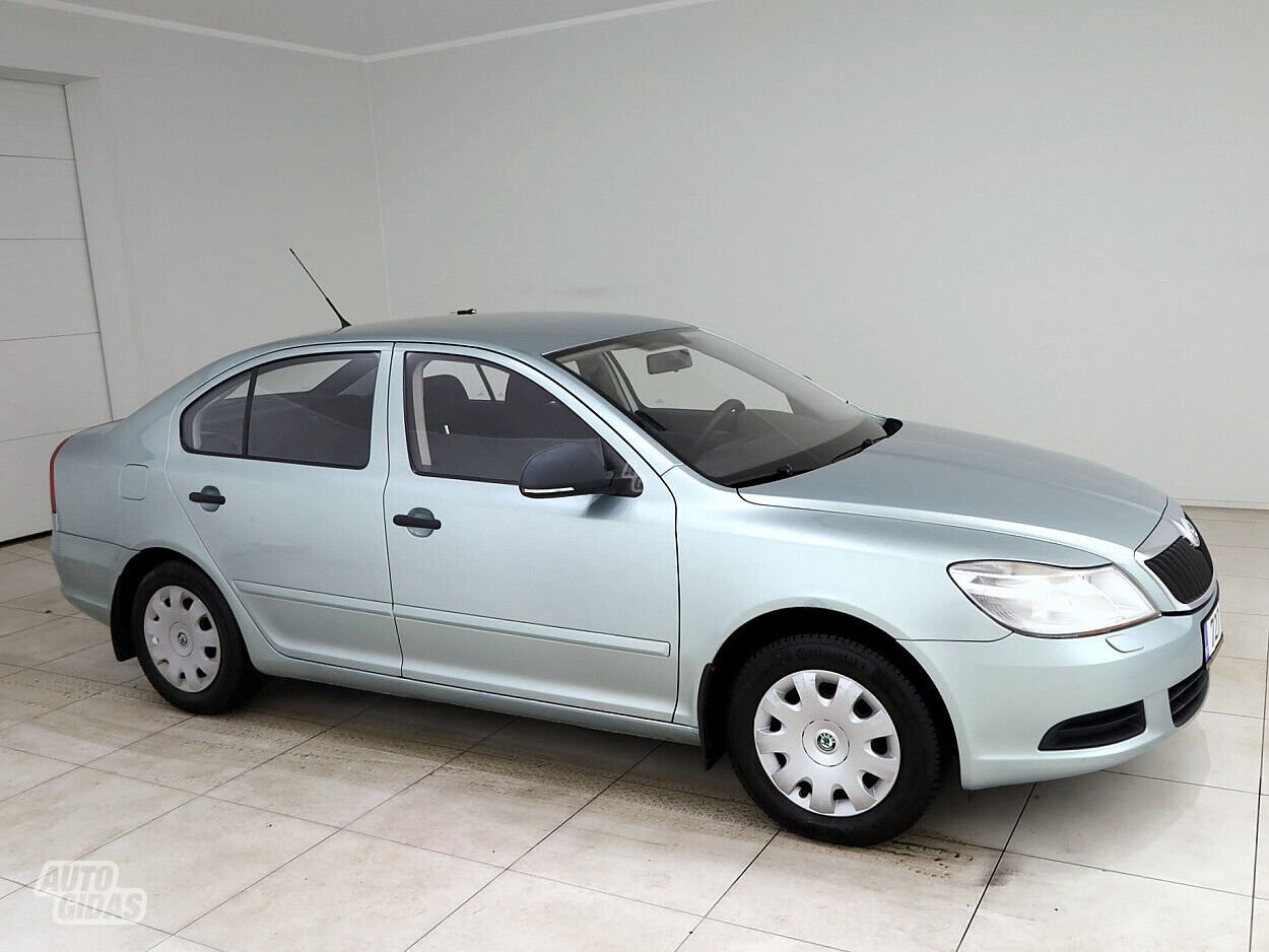 Skoda Octavia 2010 г Хэтчбек