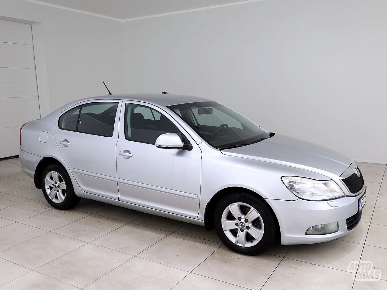 Skoda Octavia 2011 г Хэтчбек