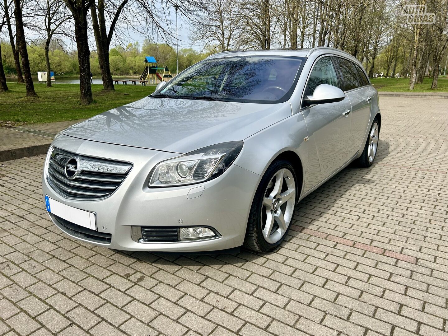 Opel Insignia 2011 m Visureigis / Krosoveris