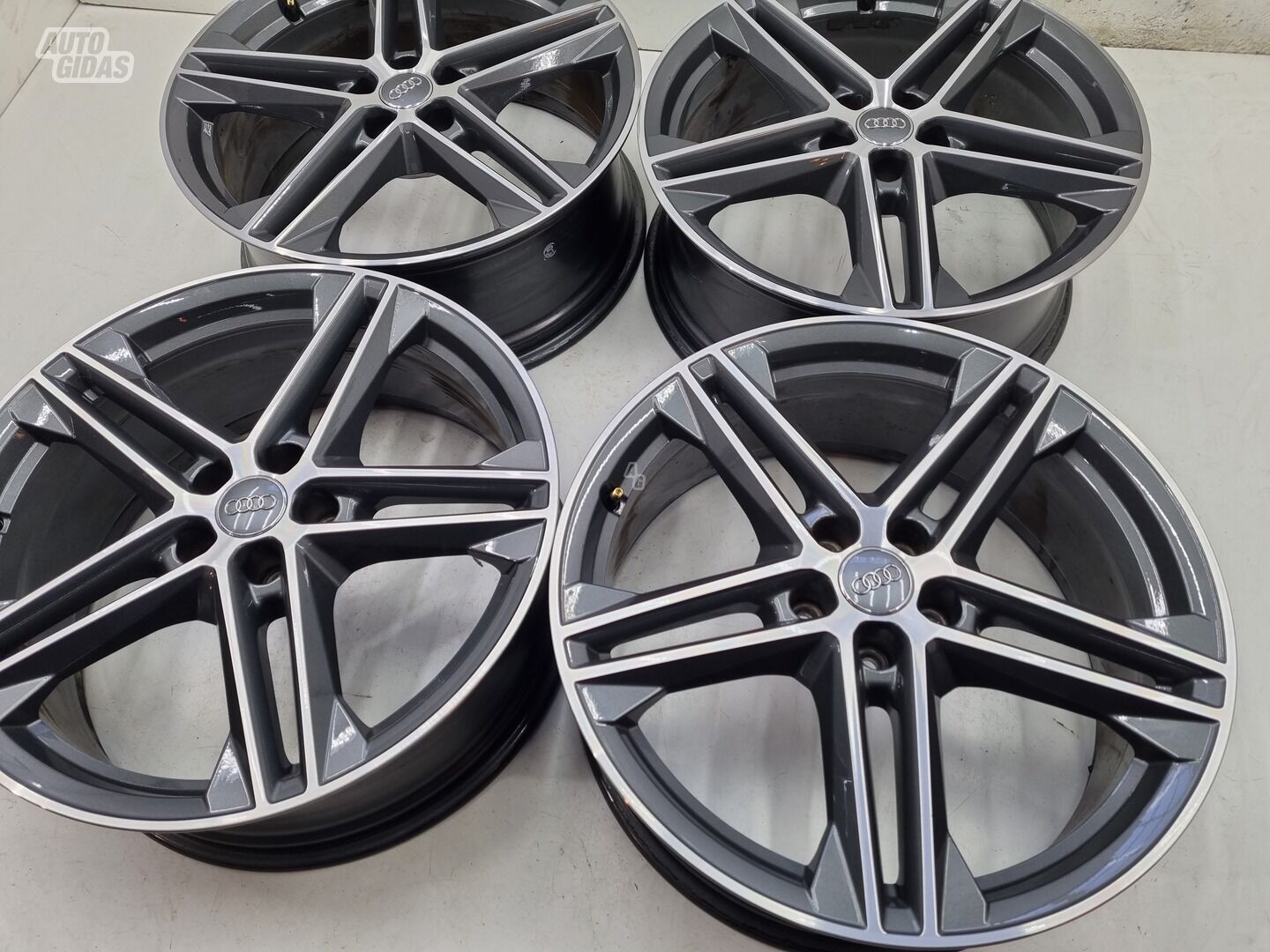 Audi Q5 originalūs Q5 light alloy R20 rims