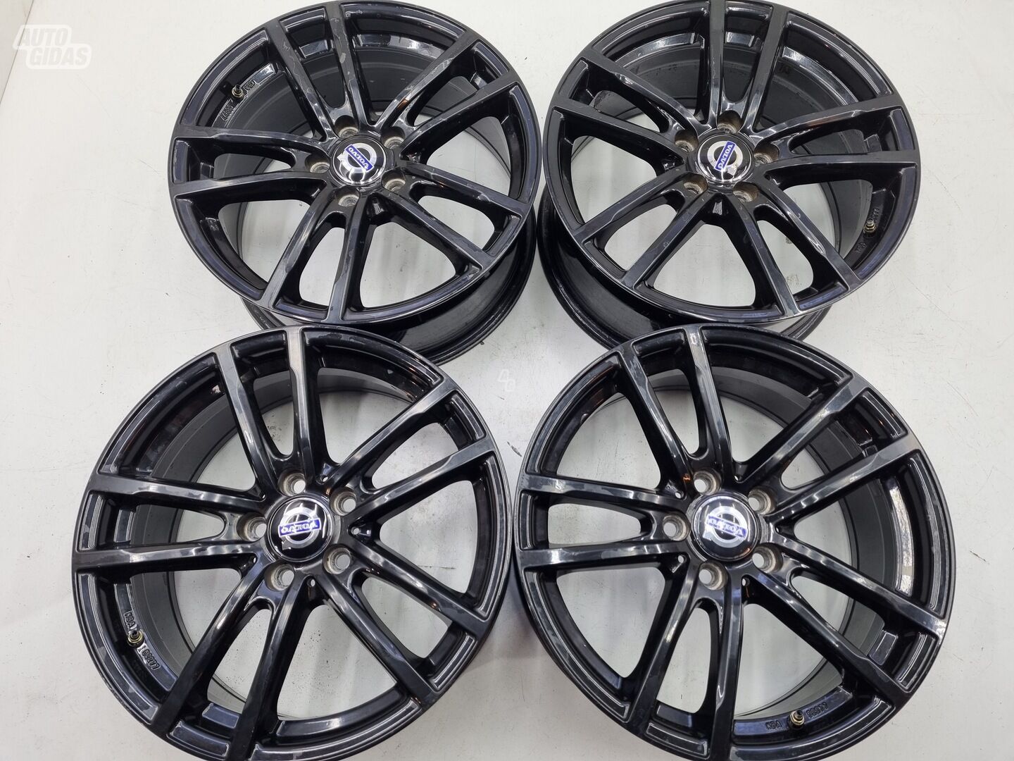 Volvo R17 light alloy R17 rims