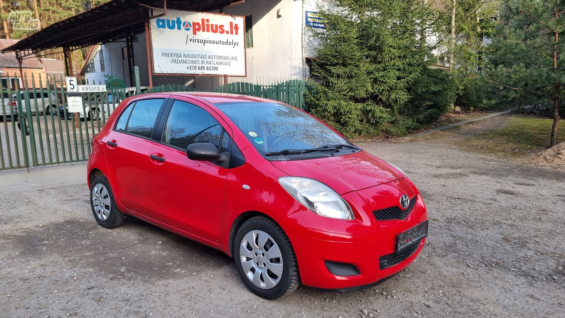 Toyota Yaris 2009 г Хэтчбек