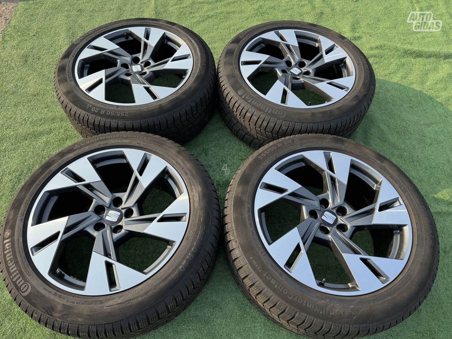 Seat Siunciam, 9J ET38 Tarraco light alloy R20 rims