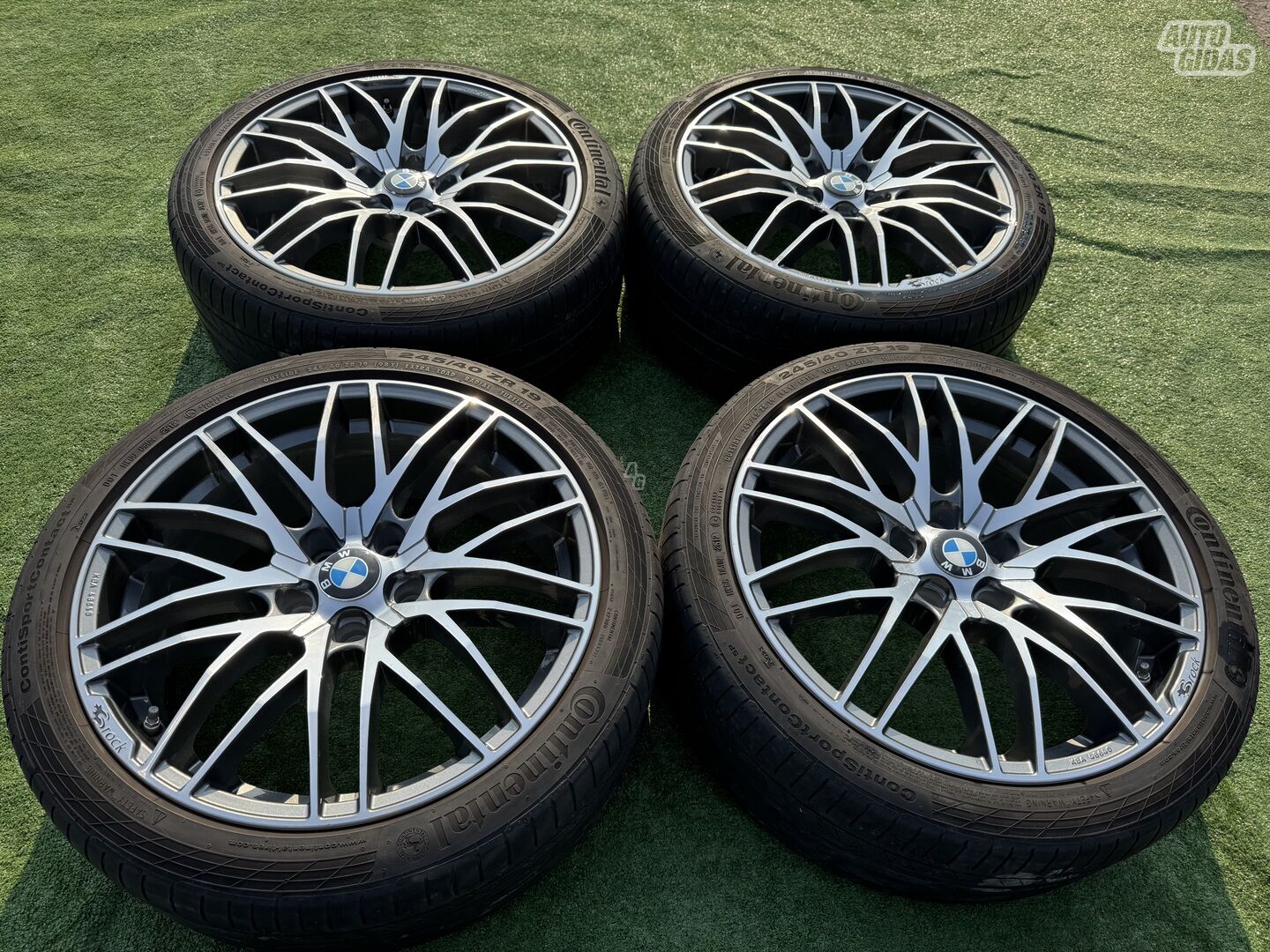 BMW Siunciam, 8J ET30 light alloy R19 rims