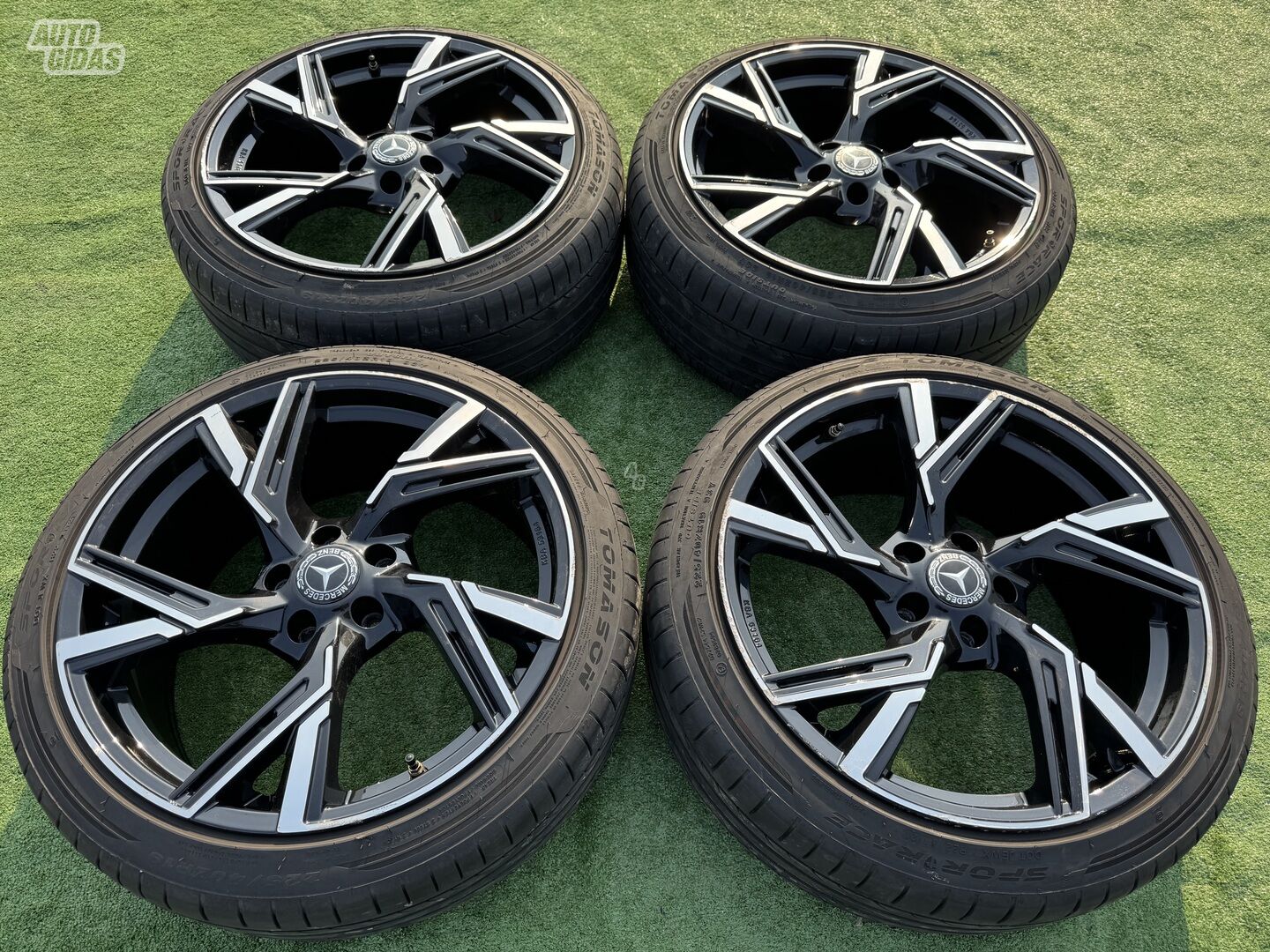 Mercedes-Benz Siunciam, 8,5J ET35 light alloy R19 rims