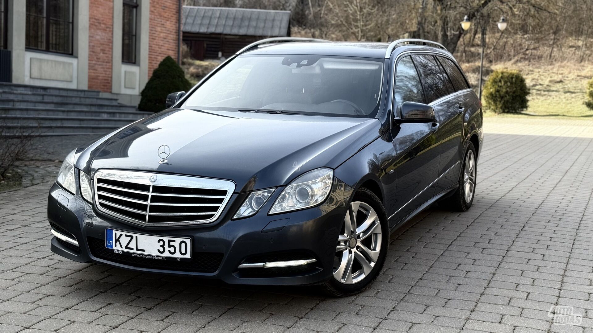 Mercedes-Benz E 300 2010 y Wagon