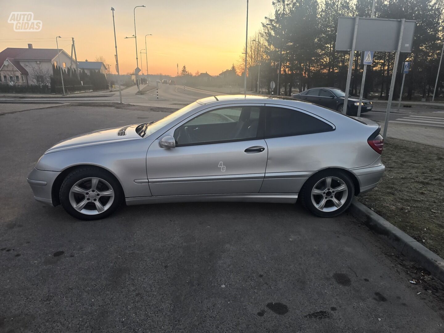 Mercedes-Benz C 200 2004 г Купе