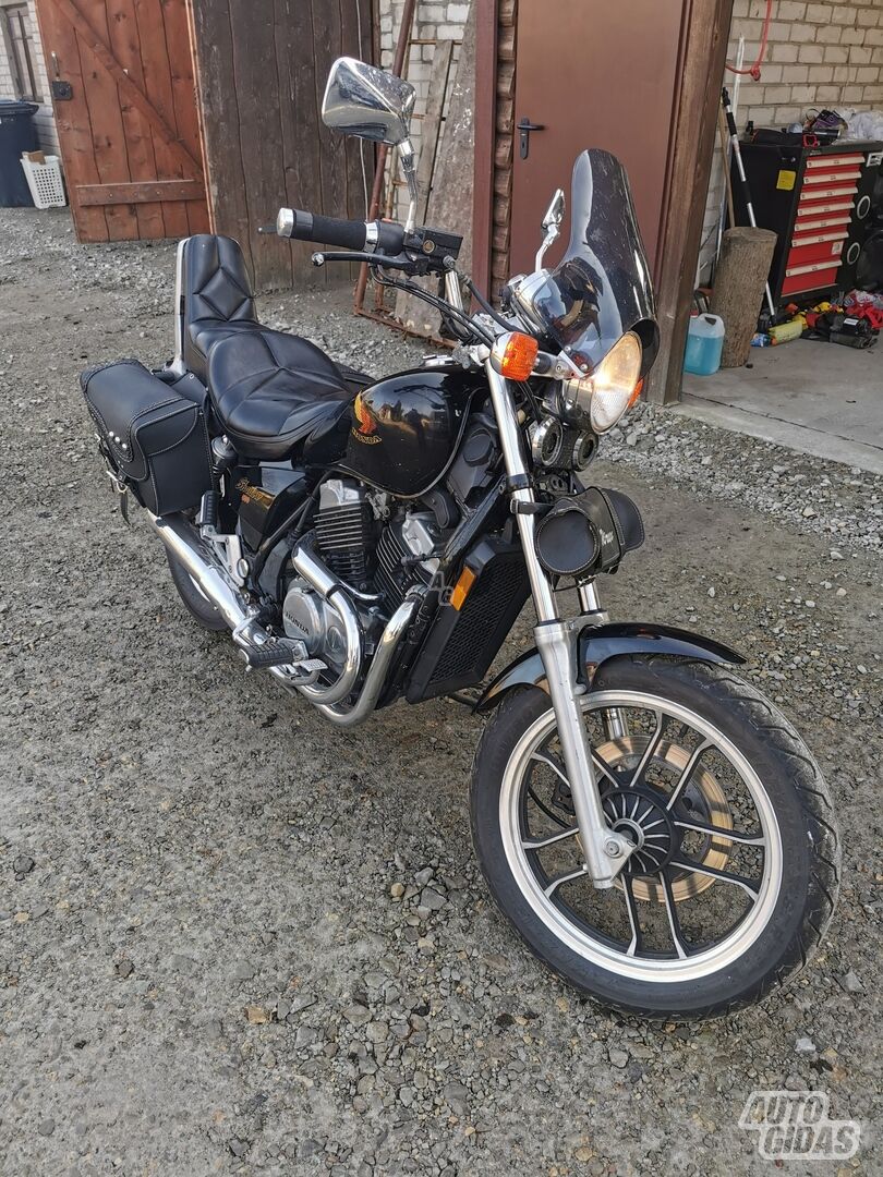 Honda Shadow 1985 m Čioperis / Cruiser / Custom motociklas