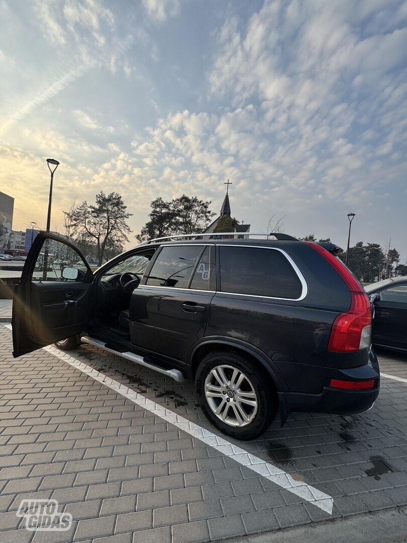 Volvo XC90 2012 г Внедорожник / Кроссовер