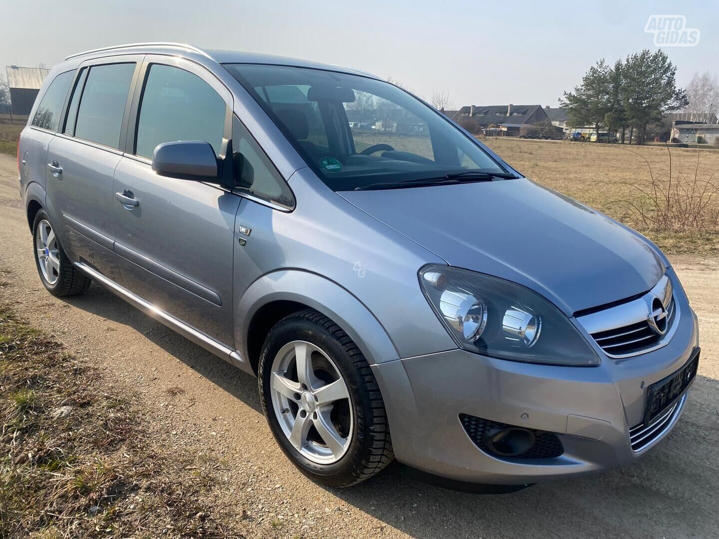 Opel Zafira 2010 m Vienatūris