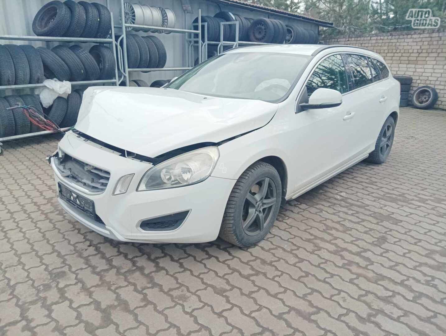 Volvo V60 2013 г запчясти