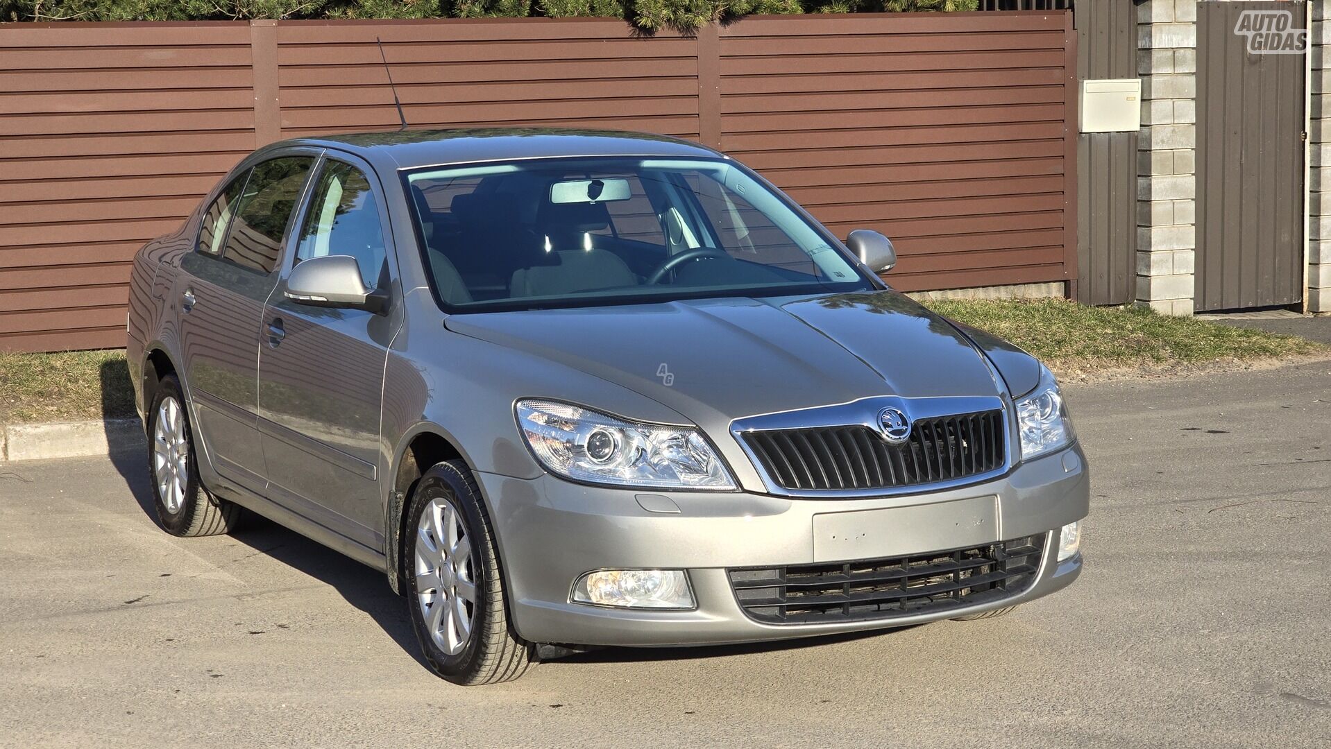 Skoda Octavia 2010 y Hatchback