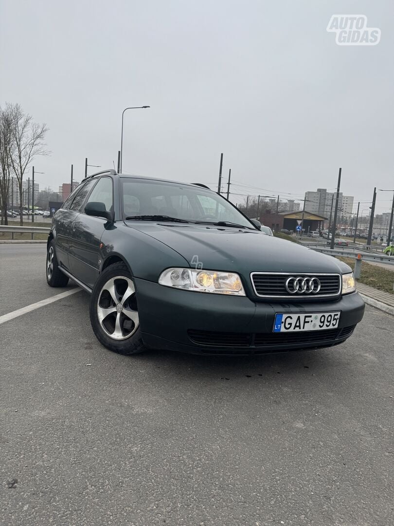 Audi A4 1996 y Wagon