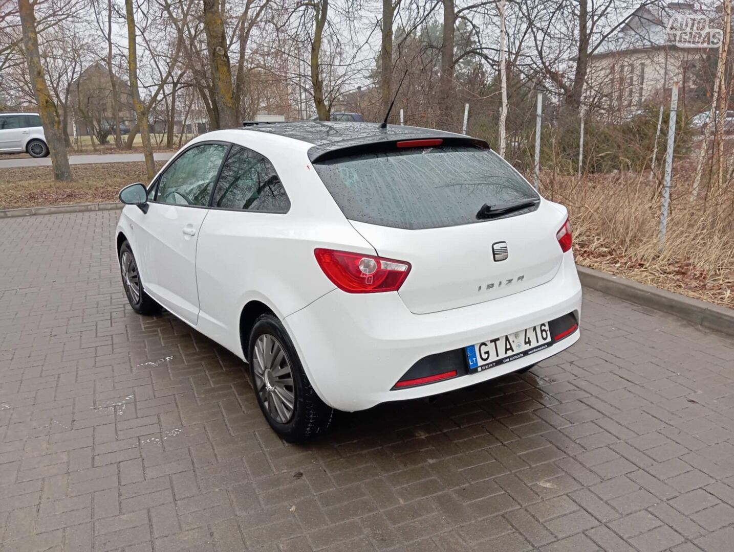 Seat Ibiza 2011 y Hatchback